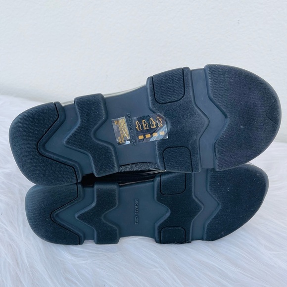 New! MICHAEL KORS Kendra Metallic Gray Stretch Knit Sock Sneakers Booties Size 8 - Picture 14 of 16